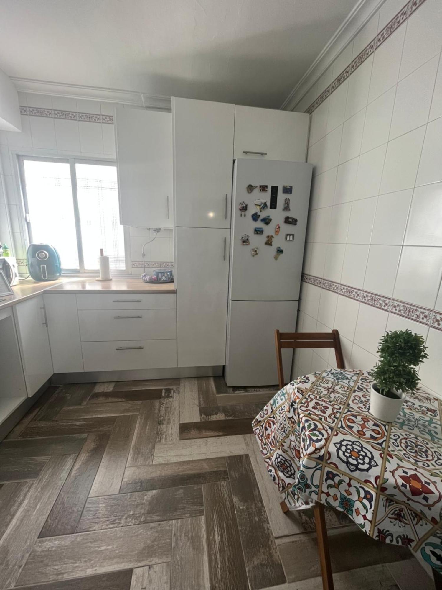 Lovely Rooms En Piso Compartido Севилья Экстерьер фото